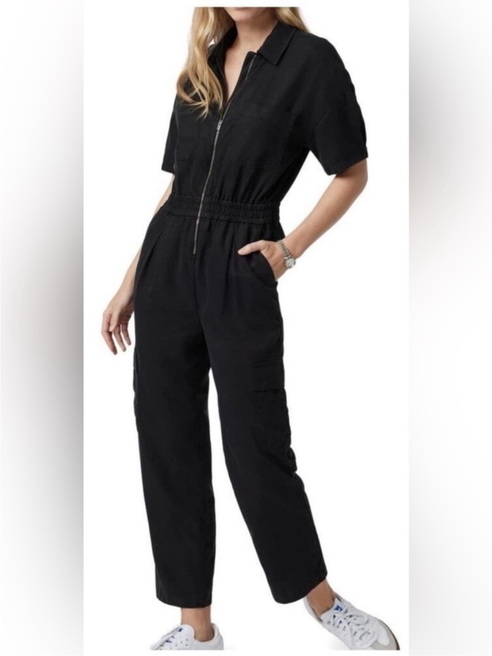 Vuori Womens Small Black Jumpsuit Short Sleeve Zip Front Elastic Waist Cropped